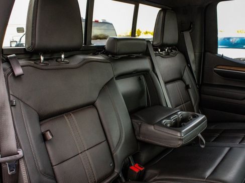 Used 2023 Chevrolet Silverado 1500 High Country w/ High Country Premium Package image 37