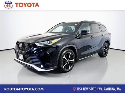 Used 2022 Toyota Highlander XSE