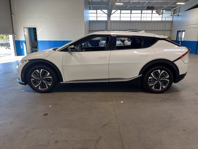 Used 2024 Kia EV6 Light RWD image 6