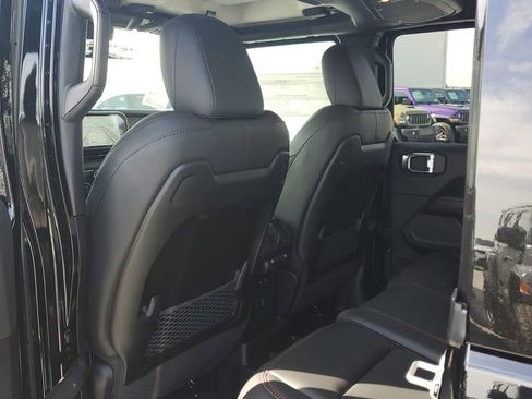 New 2026 Jeep Wrangler Unlimited Rubicon image 15