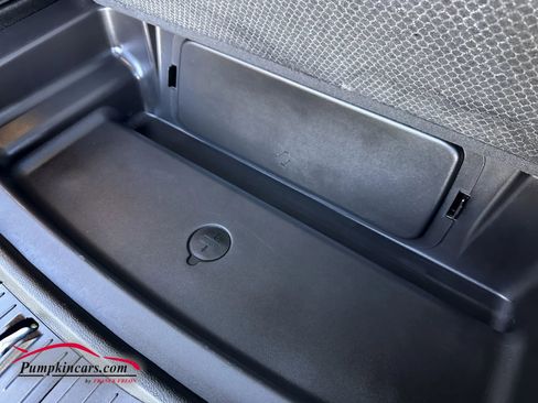 Used 2022 Jeep Grand Cherokee L Limited image 17