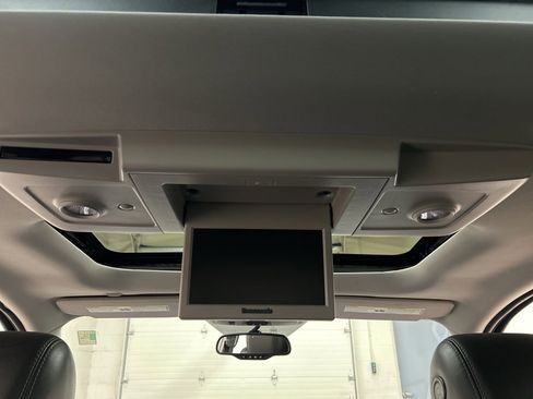 Used 2015 Chevrolet Traverse LT image 31