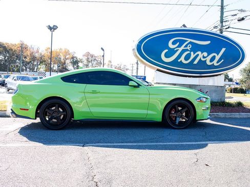 Used 2020 Ford Mustang Coupe image 1