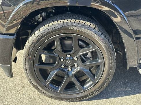 Used 2021 RAM 1500 Laramie image 15