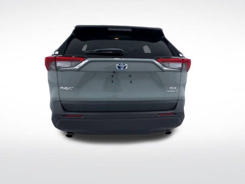 Used 2021 Toyota RAV4 XLE Premium AWD/4WD image 23