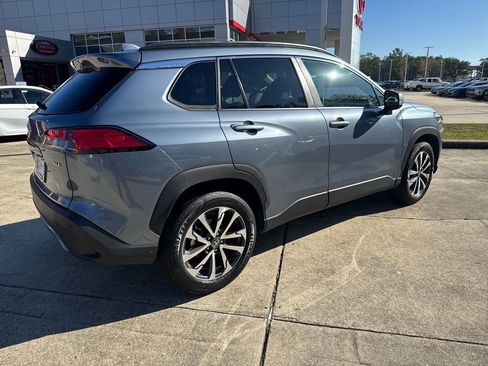 Certified 2023 Toyota Corolla Cross XLE image 7