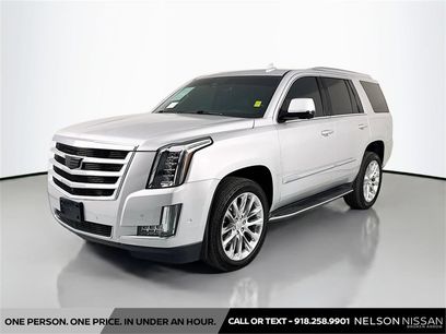 Used 2017 Cadillac Escalade Luxury