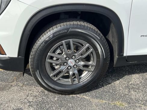 Used 2025 GMC Acadia Elevation FWD image 26