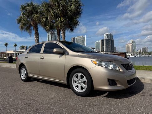 Used 2010 Toyota Corolla LE w/ LE EVP Pkg #1 image 2