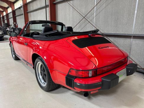 Used 1987 Porsche 911 Carrera RWD image 9