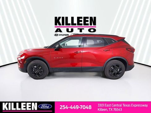 Used 2023 Chevrolet Blazer LT w/ Convenience Package FWD image 4