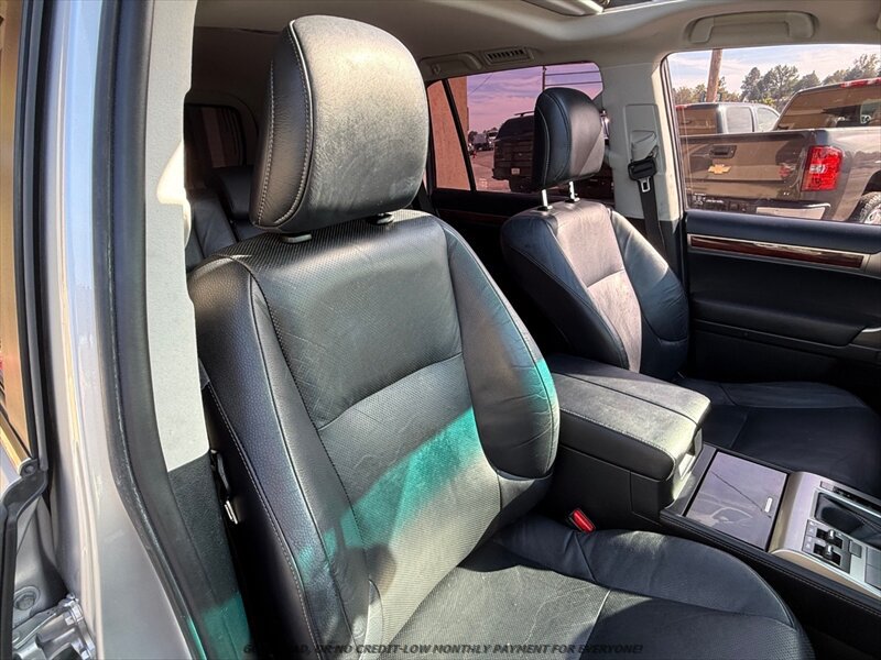 Used 2010 Lexus GX 460 w/ Convenience Pkg AWD/4WD image 22