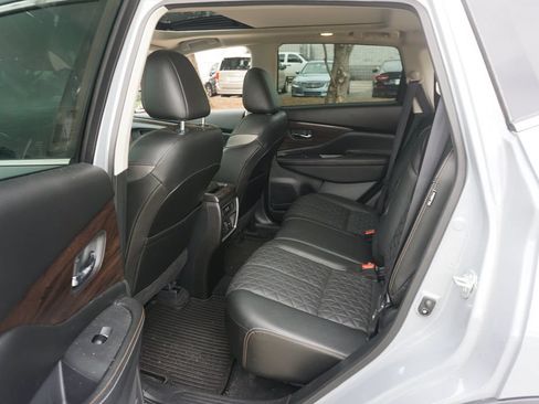 Used 2023 Nissan Murano Platinum w/ Cargo Package FWD image 15
