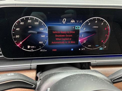 Certified 2018 Mercedes-Benz E 300 4MATIC image 10