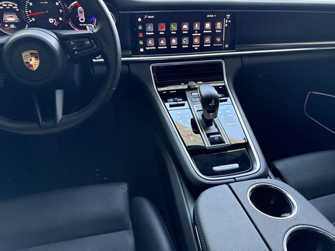 Used 2023 Porsche Panamera Platinum Edition image 41