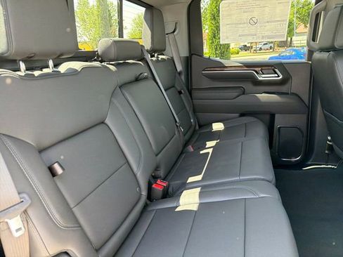 New 2026 GMC Sierra 1500 Elevation w/ Elevation Premium Package AWD/4WD image 23
