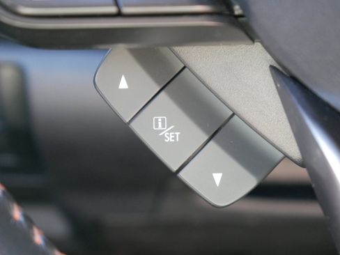 Used 2023 Subaru Crosstrek 2.0i Premium image 25