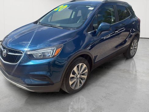 Used 2020 Buick Encore Preferred w/ Safety Package FWD image 8