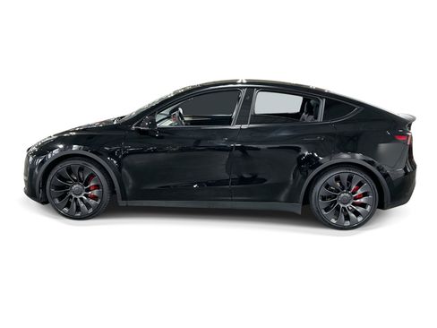 Certified 2023 Tesla Model Y Performance AWD/4WD image 3