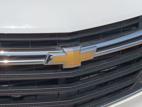 Used 2019 Chevrolet Traverse LS FWD image 12