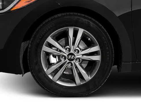 Used 2018 Hyundai Elantra SEL FWD image 14
