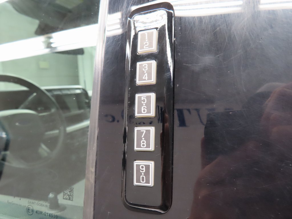 Used 2024 Ford F250 XLT AWD/4WD image 46