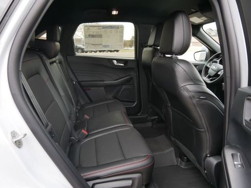 New 2026 Ford Escape ST-Line w/ Tech Pack #1 AWD/4WD image 13