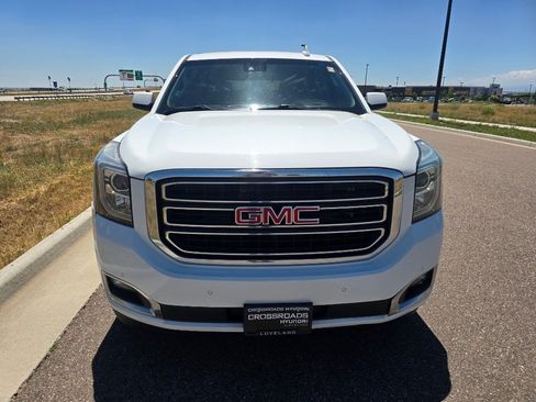 Used 2017 GMC Yukon SLE w/ SLE Value Package AWD/4WD image 8