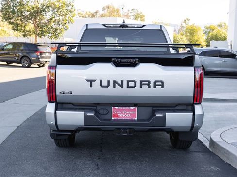 Used 2023 Toyota Tundra Platinum image 6
