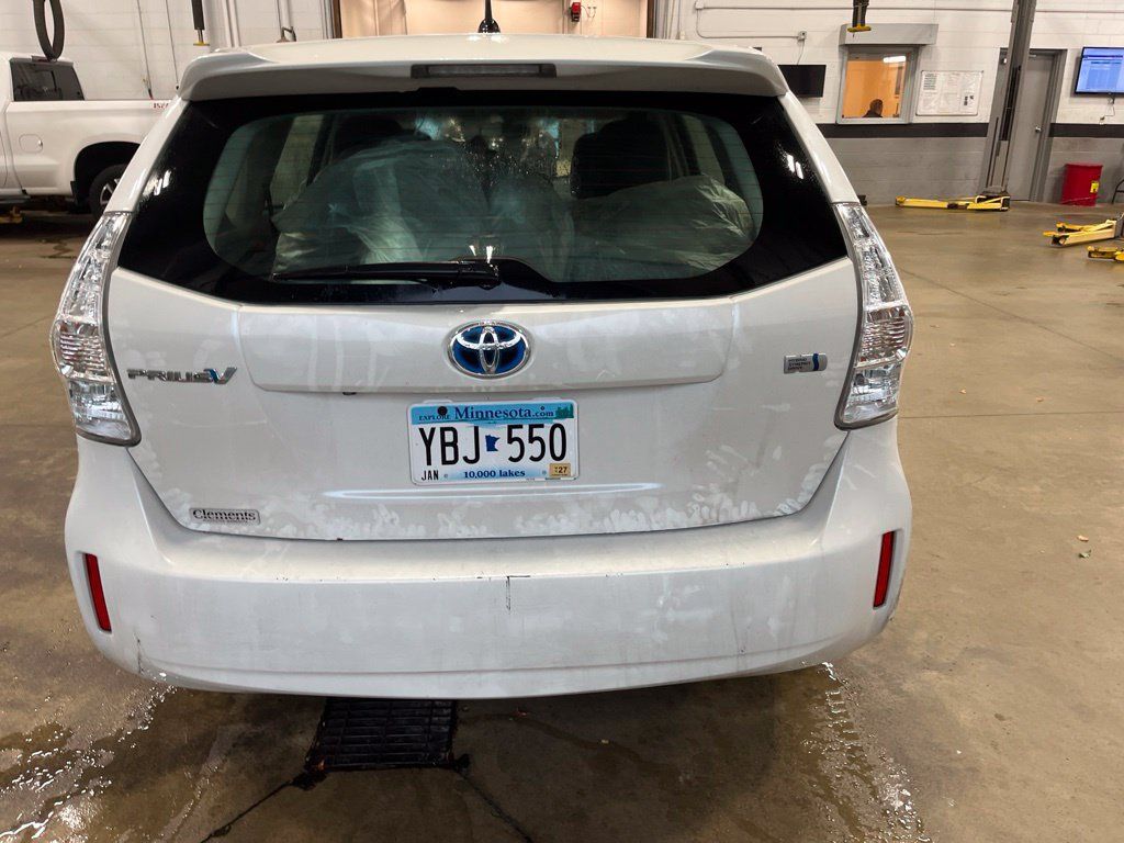 Used 2012 Toyota Prius V Two FWD image 6