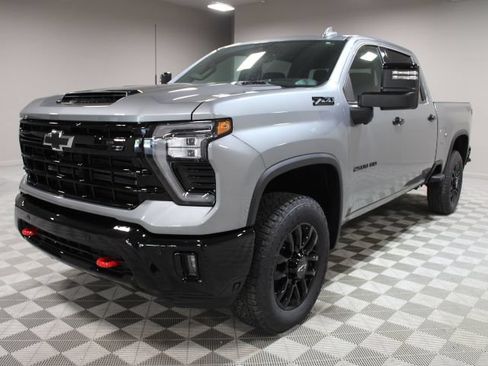 New 2026 Chevrolet Silverado 2500 LTZ w/ Trail Boss Package AWD/4WD image 8