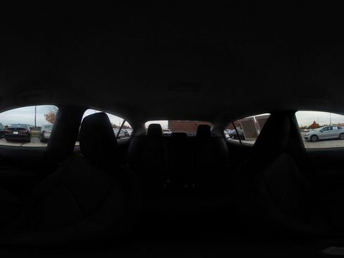 Used 2025 Toyota Corolla LE image 42