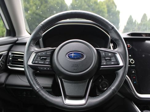 Used 2023 Subaru Outback Limited AWD/4WD image 17