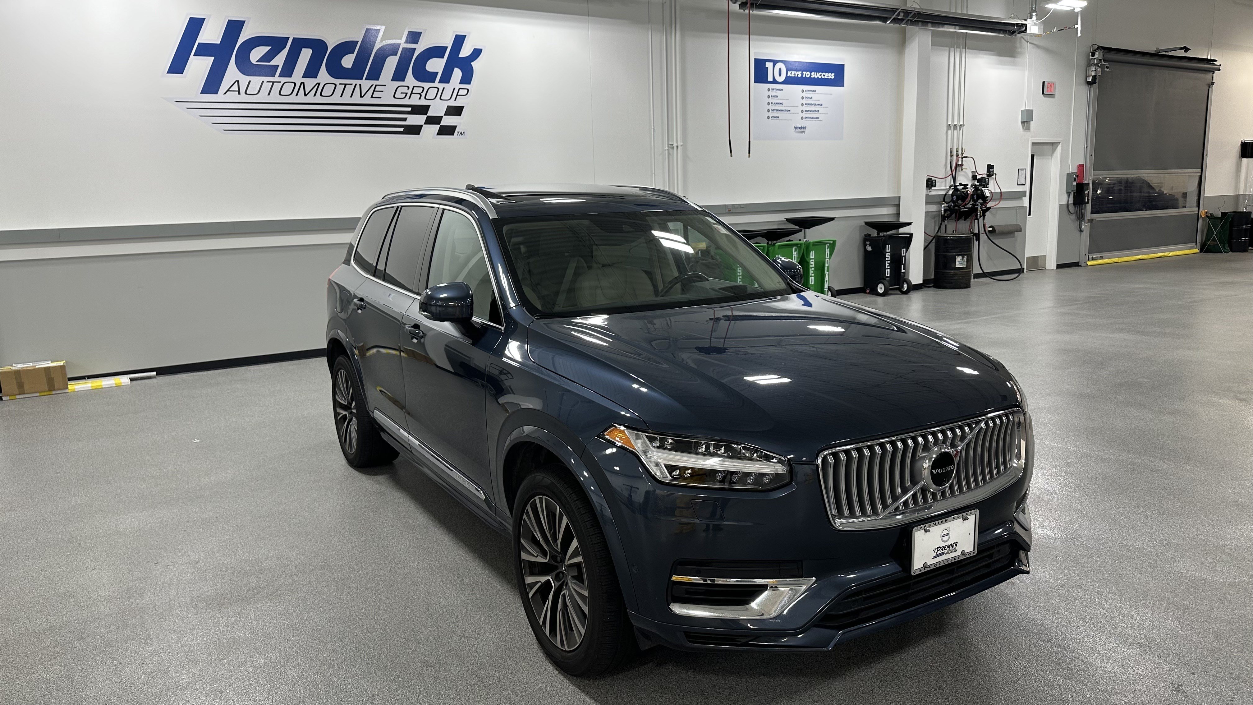 Used 2021 Volvo XC90 T8 Inscription Expression AWD/4WD image 2