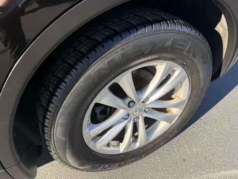 Used 2017 INFINITI QX70 3.7 image 9