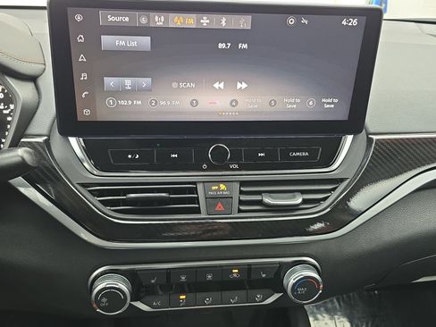 Certified 2023 Nissan Altima 2.5 SR w/ SR Premium Package image 19