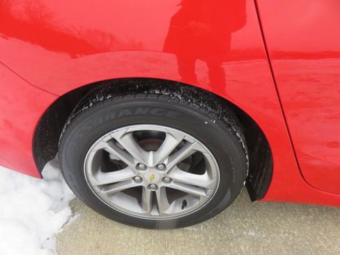 Used 2016 Chevrolet Cruze LT w/ Convenience Package image 26