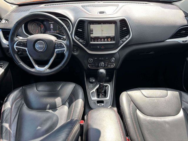 Used 2016 Jeep Cherokee Trailhawk w/ Comfort/Convenience Group AWD/4WD image 24