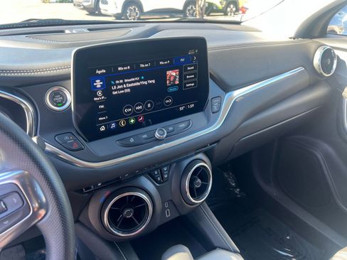 Used 2025 Chevrolet Blazer LT image 20