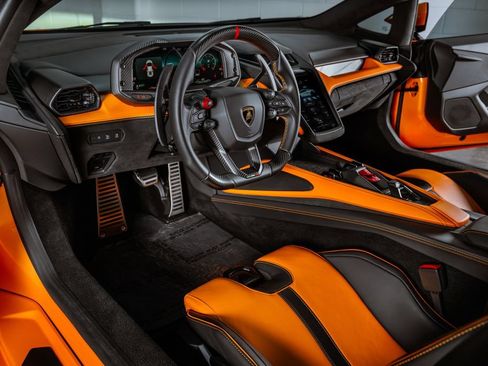 Used 2026 Lamborghini Temerario AWD/4WD image 9