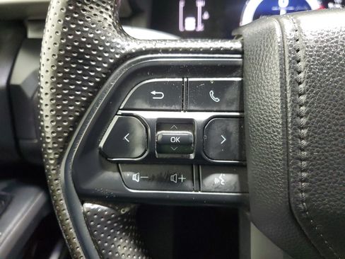 Used 2024 Toyota Tacoma SR AWD/4WD image 23