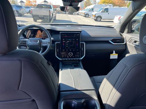 New 2026 GMC Acadia Elevation image 23