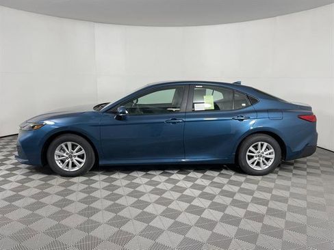 New 2026 Toyota Camry LE image 4