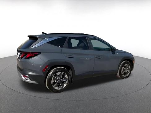 Used 2025 Hyundai Tucson SEL FWD image 14