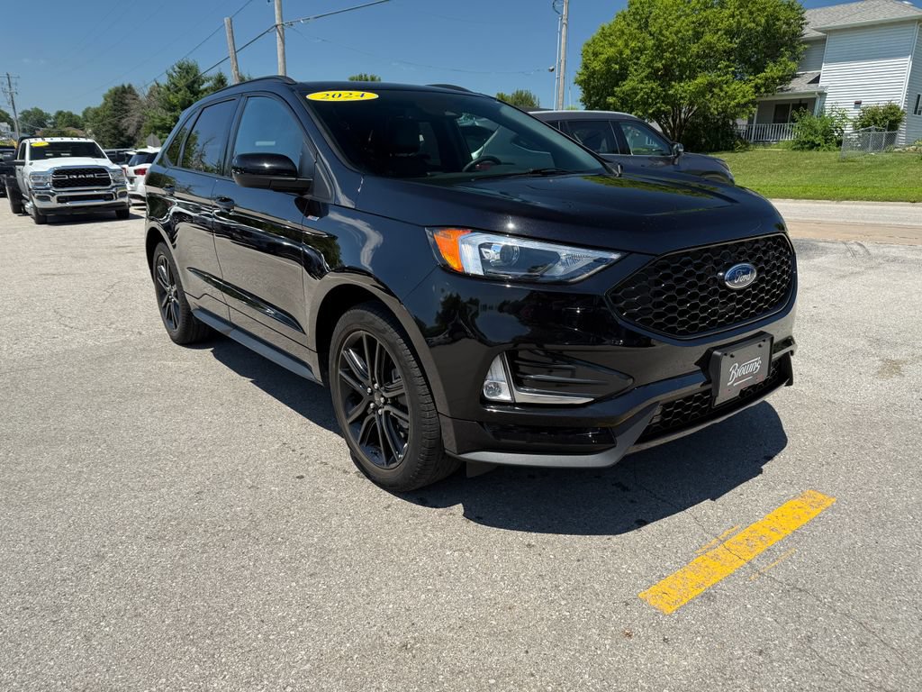 Used 2024 Ford Edge ST-Line AWD/4WD image 4