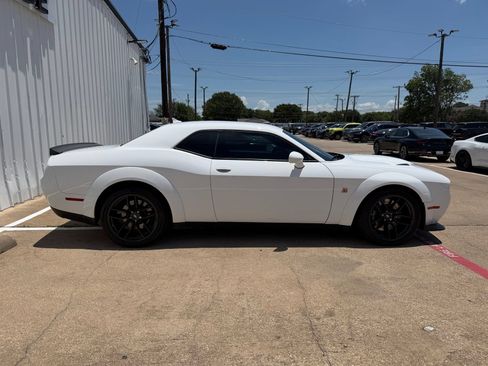 Used 2023 Dodge Challenger R/T Scat Pack RWD image 8