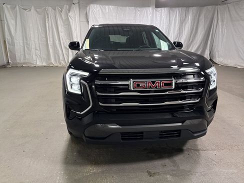 Used 2026 GMC Terrain Elevation FWD image 2