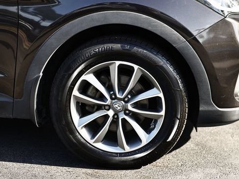 Used 2018 Hyundai Santa Fe SE w/ SE Premium Package 02 FWD image 5