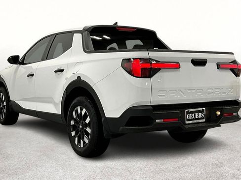 Used 2025 Hyundai Santa Cruz SE image 15