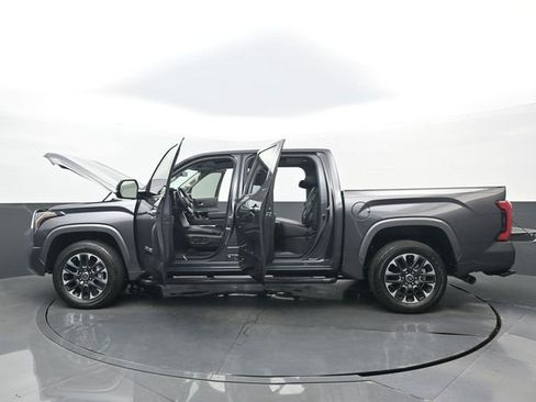 Used 2023 Toyota Tundra Limited image 35